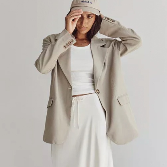 DISSH Zander Oversized Blazer - Taupe Beige Gray